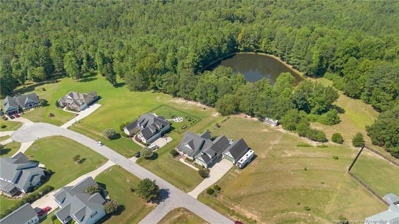 8 S Creekcrest Ct, Angier, NC 27501