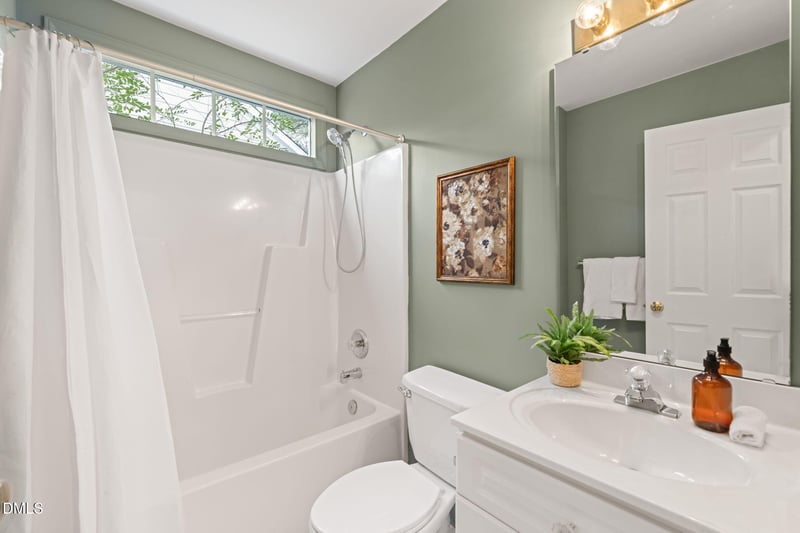 8 Drummond Ct, Durham, NC 27713