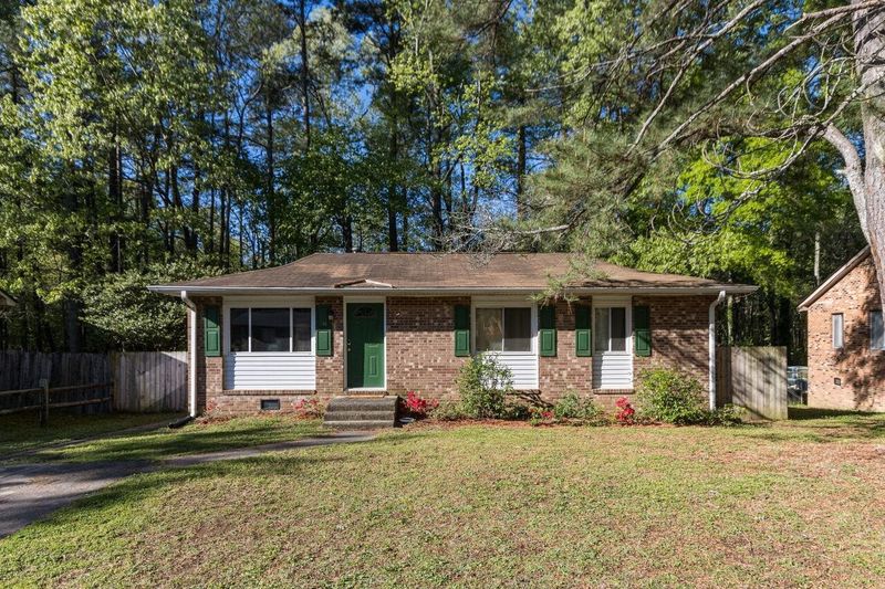 8 Durante Pl, Durham, NC 27704