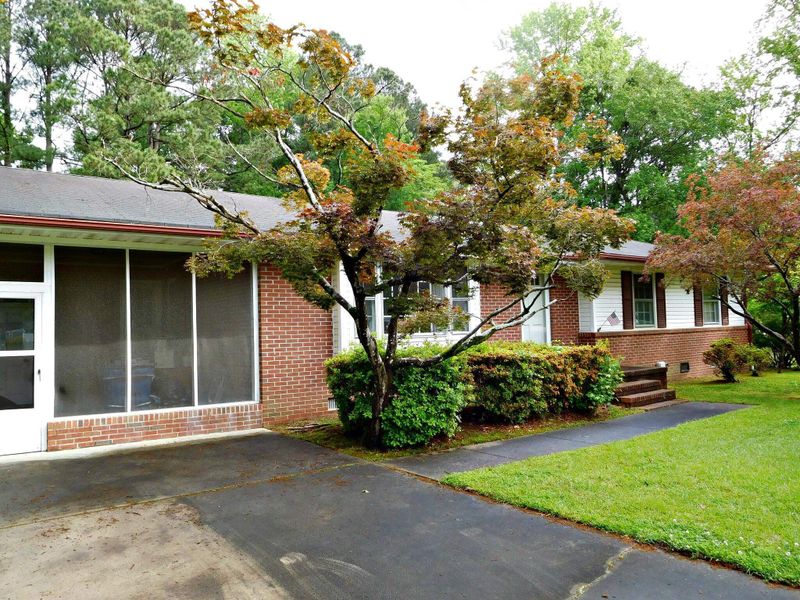 8 Eden Dr, Smithfield, NC 27577