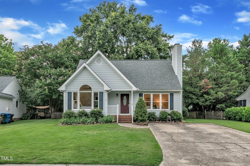 8 Great Oak Ct, Durham, NC 27713