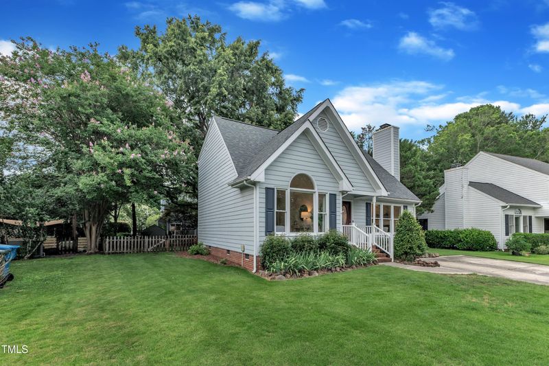 8 Great Oak Ct, Durham, NC 27713