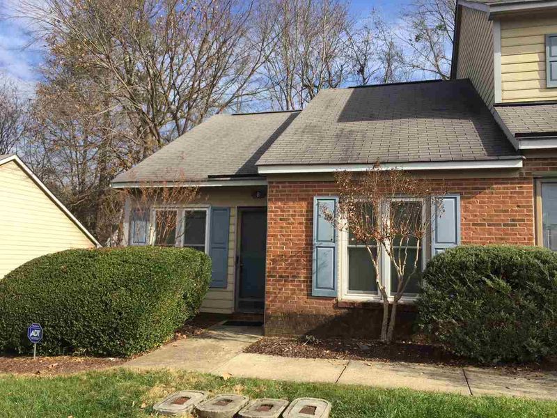 8 Justin Ct, Durham, NC 27705