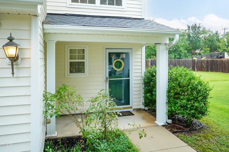 8 Kingfisher Way, Durham, NC 27713
