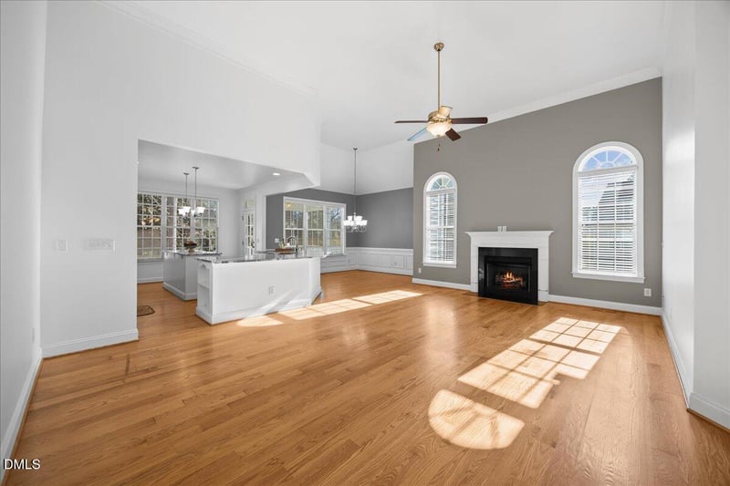 8 Larkspur Ct, Youngsville, NC 27596