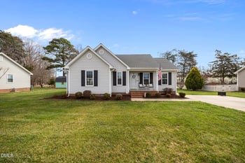 8 Lea Ln, Mebane, NC 27302