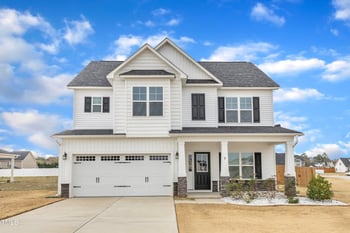 8 Looping Horse Cir, Angier, NC 27501