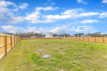 8 Looping Horse Cir, Angier, NC 27501