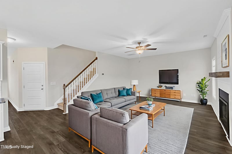 8 Looping Horse Cir, Angier, NC 27501