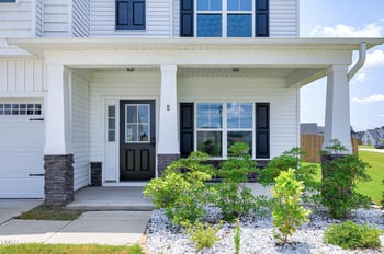 8 Looping Horse Cir, Angier, NC 27501