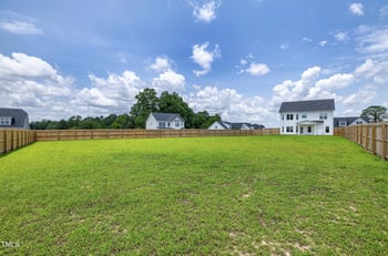 8 Looping Horse Cir, Angier, NC 27501