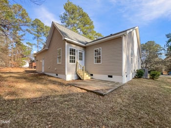 8 Lost Tree Ct, Durham, NC 27703