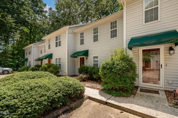 8 Mandy Ct, Durham, NC 27707