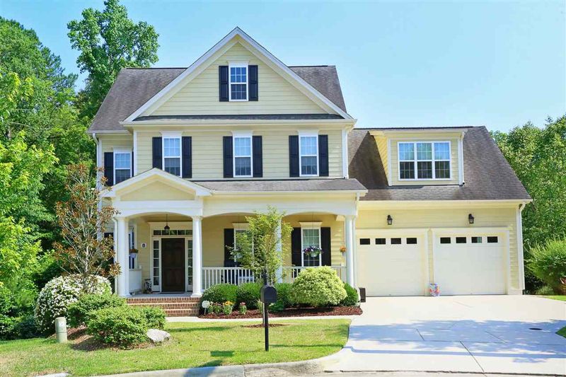 8 Midstream Ct, Chapel Hill, NC 27517