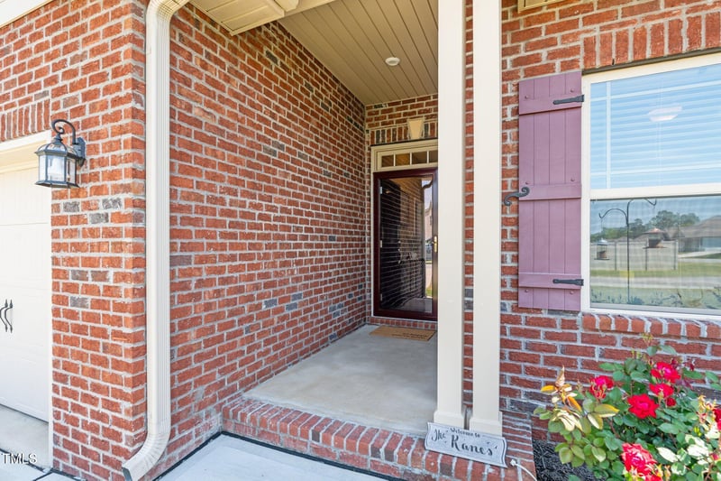 8 Pal Ct, Benson, NC 27504