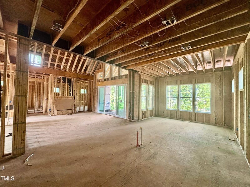 8 Pin Tail Ct, Pittsboro, NC 27312