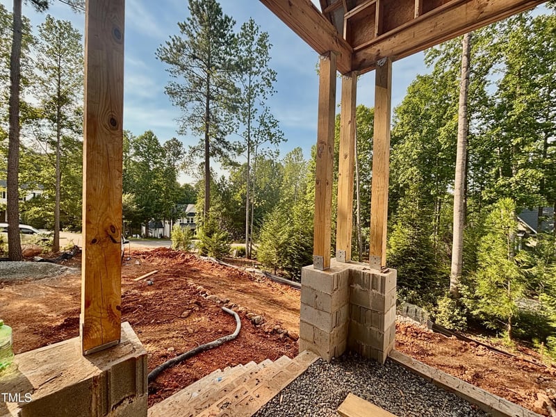 8 Pin Tail Ct, Pittsboro, NC 27312