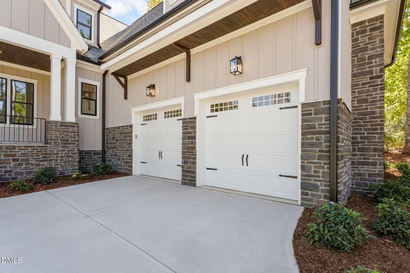 8 Pin Tail Ct, Pittsboro, NC 27312