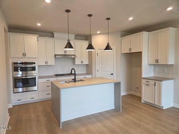 8 Quietwood Way, Pittsboro, NC 27312