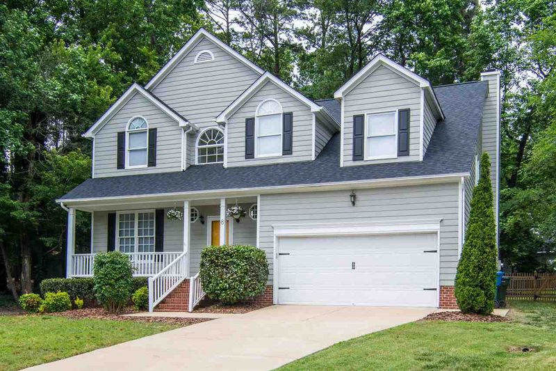8 Rose Bay Ct, Durham, NC 27713