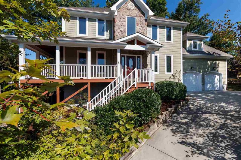 8 Saxford Pl, Durham, NC 27713