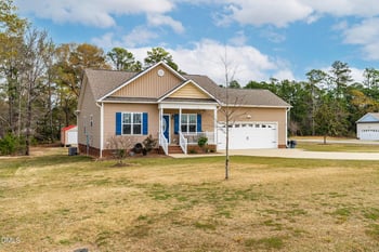 8 Scooter Cir, Four Oaks, NC 27524