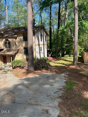 8 Shropshire Pl, Durham, NC 27707