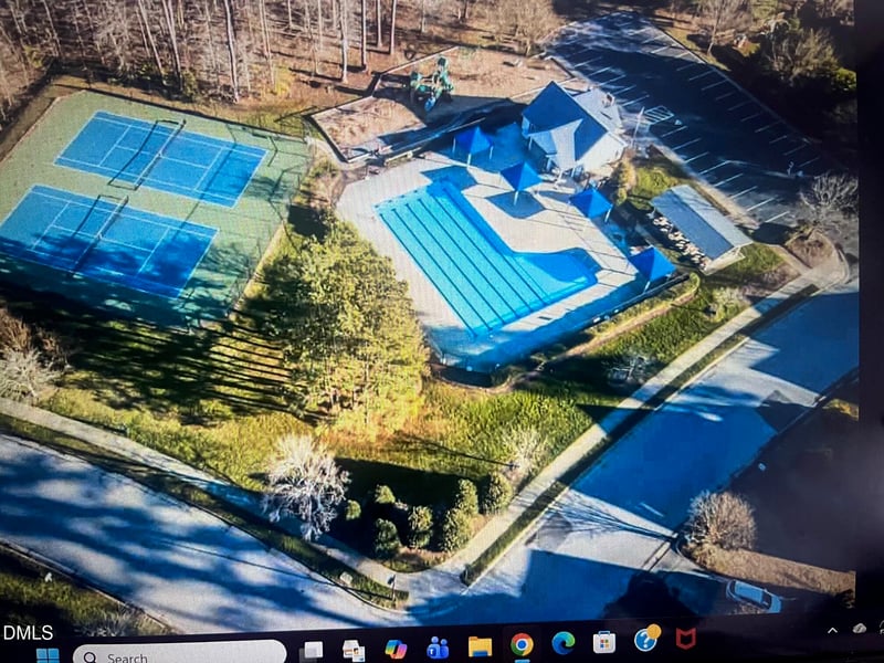 8 Silverwood Ct, Durham, NC 27713