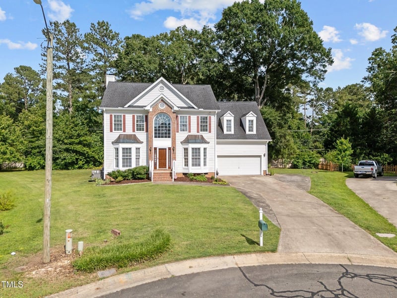 8 Summertime Ct, Durham, NC 27707