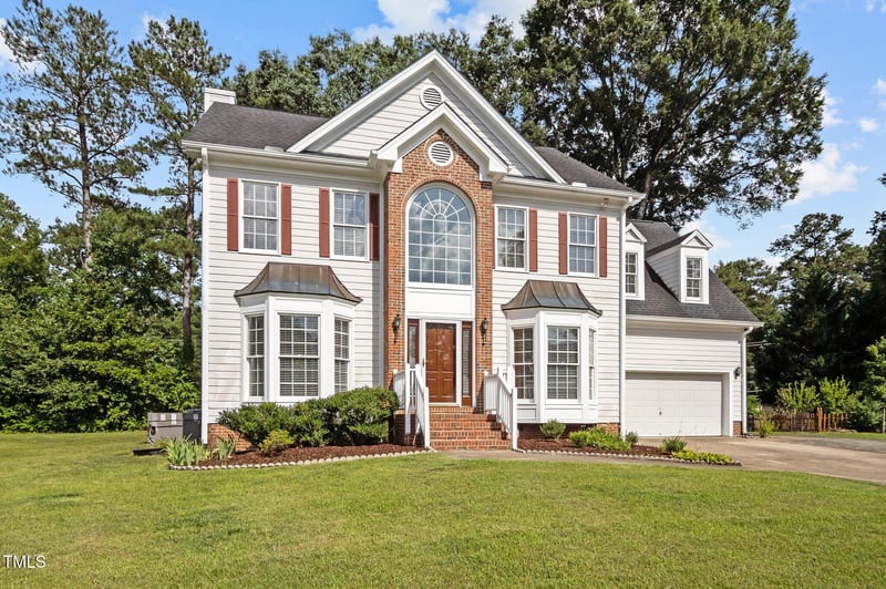 8 Summertime Ct, Durham, NC 27707