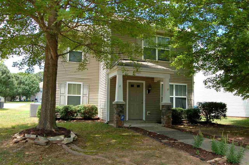 8 Toms Rock Pl, Durham, NC 27704