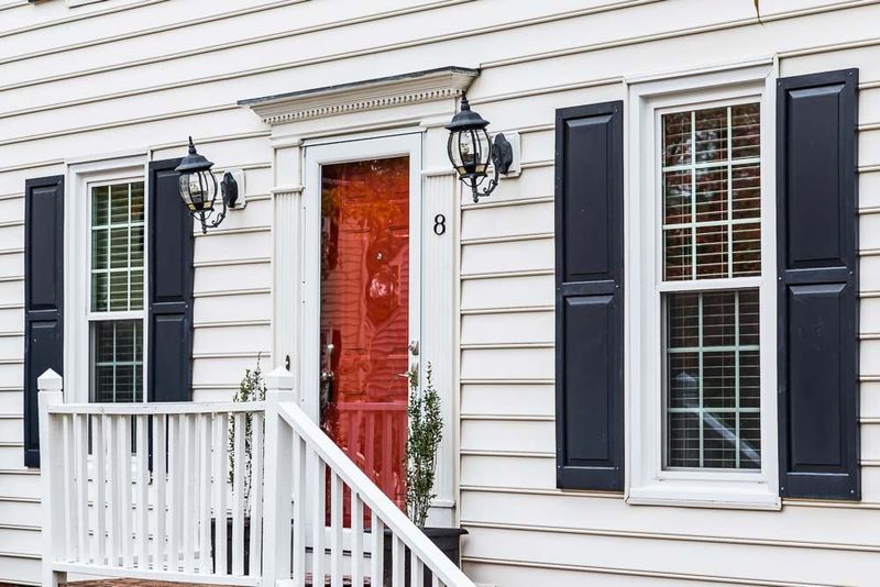 8 Weathergreen Ct, Durham, NC 27713
