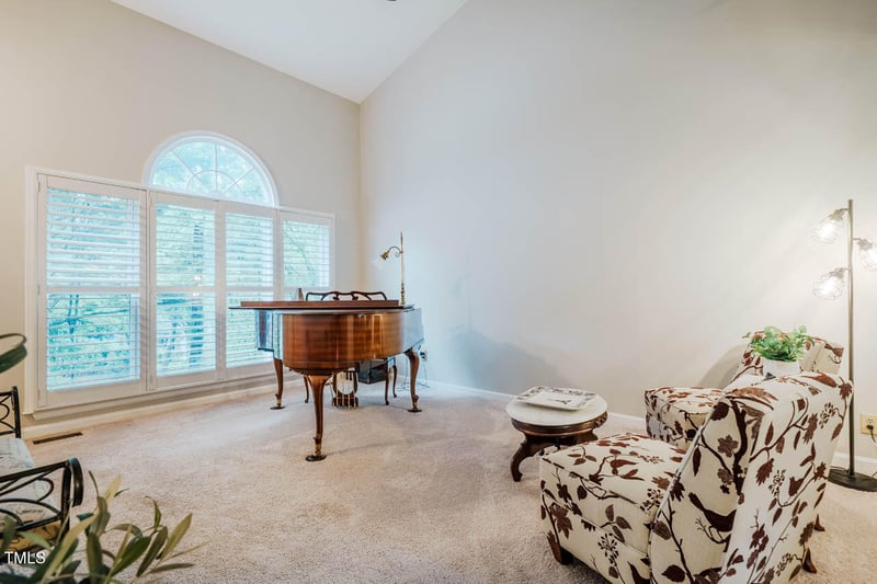8 Wexford Dr, Durham, NC 27713