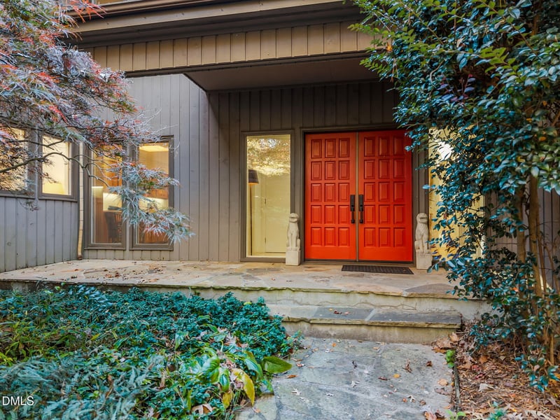 8 Womble Cir, Durham, NC 27705