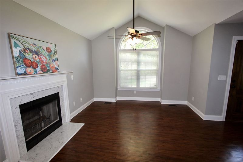 80 Broken Arrow Trl, Youngsville, NC 27596