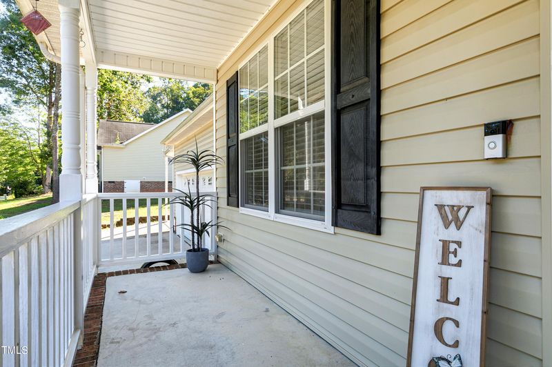 80 Broken Lance Dr, Youngsville, NC 27596