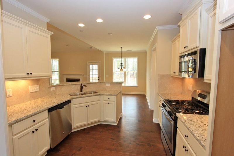 80 Carriden Dr, Youngsville, NC 27596