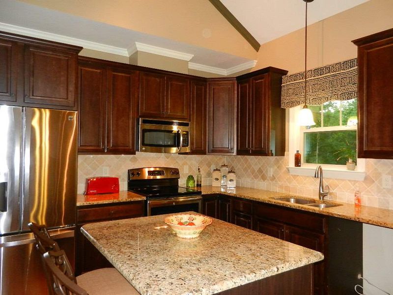 80 Churchill Rd, Louisburg, NC 27549