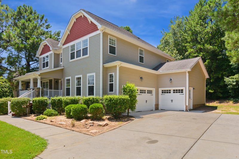 80 Clubhouse Dr, Youngsville, NC 27596