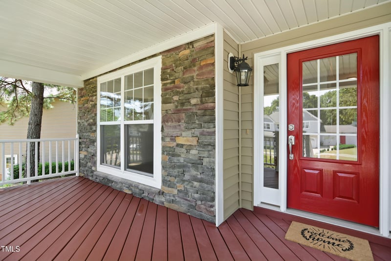 80 Clubhouse Dr, Youngsville, NC 27596