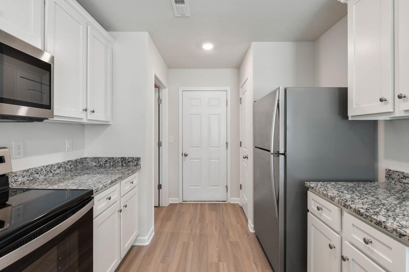 80 Conifer Ln, Youngsville, NC 27596