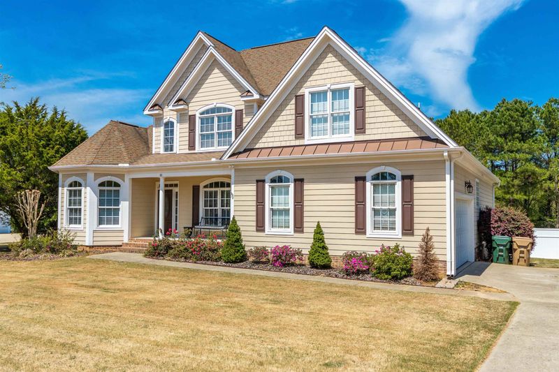 80 Crestdale Dr, Clayton, NC 27520