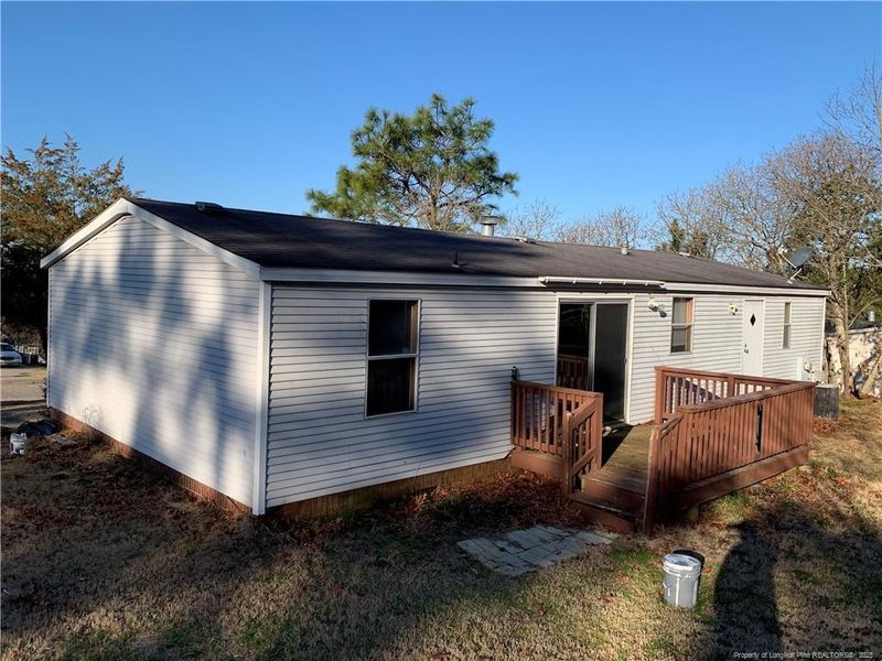 80 Englewood Cir, Sanford, NC 27332