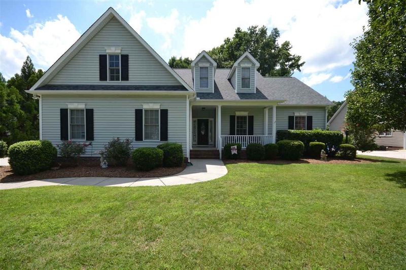 80 Falling Leaf Dr, Youngsville, NC 27596
