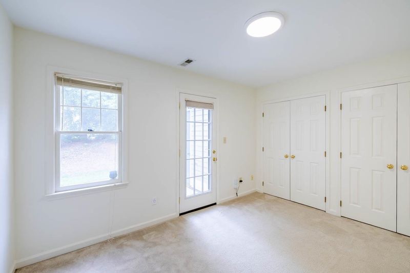 80 Forest Oaks Dr, Durham, NC 27705