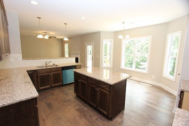 80 Herringbone Dr, Franklinton, NC 27525