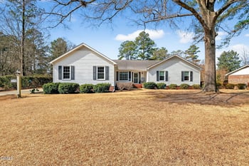 80 Howard Ln, Lillington, NC 27546