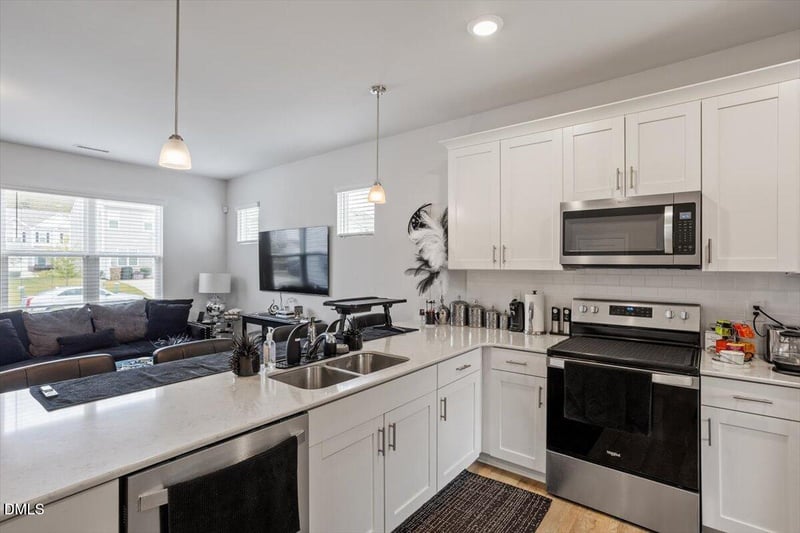 80 Liam St, Clayton, NC 27520