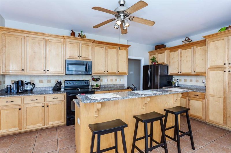 80 Majestic Oak Dr, Garner, NC 27529