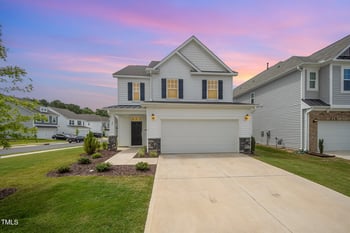 80 Nailsworth St, Angier, NC 27501